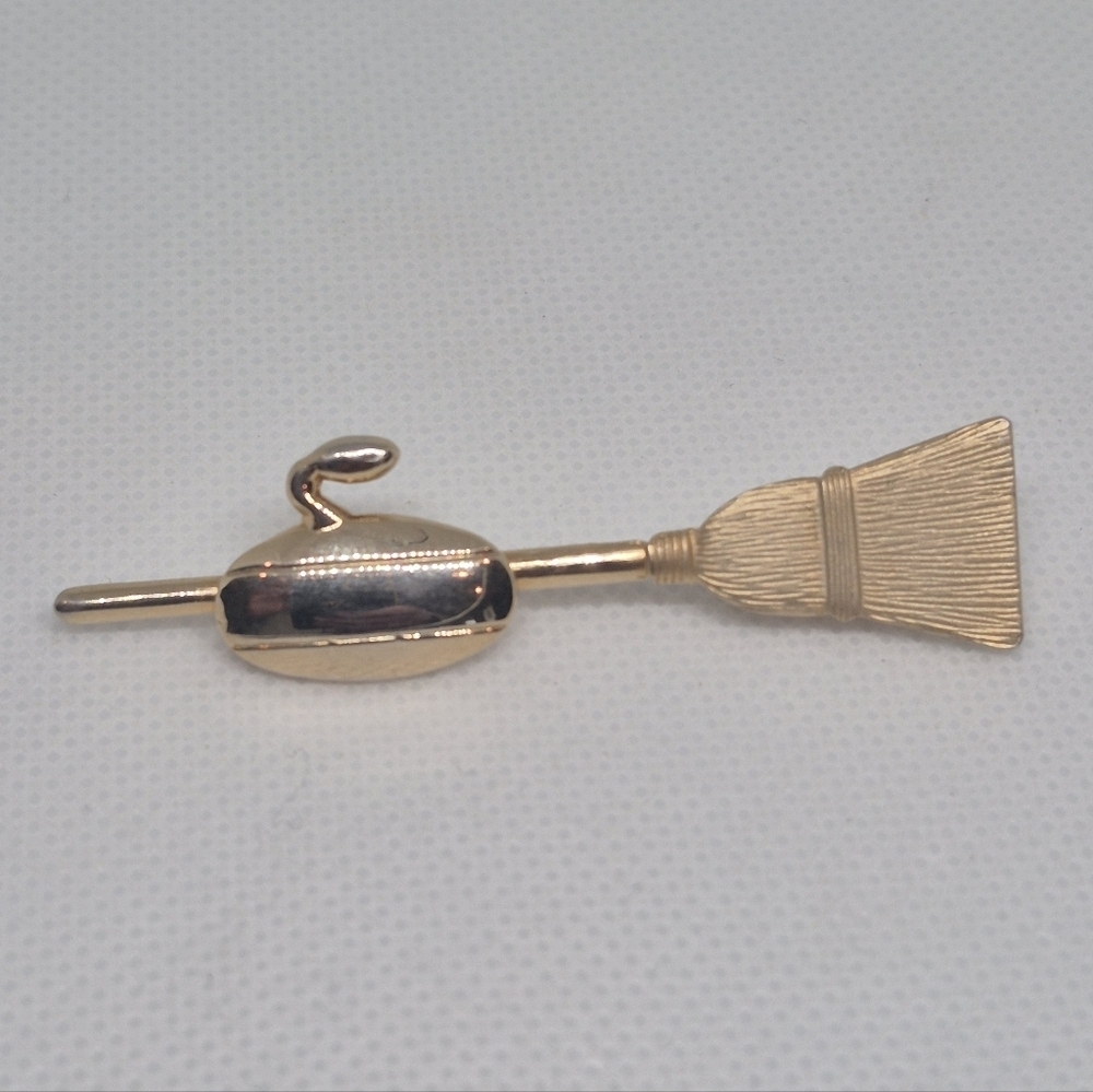 VINTAGE Curling Rock And Broom Gold Tone Brooch